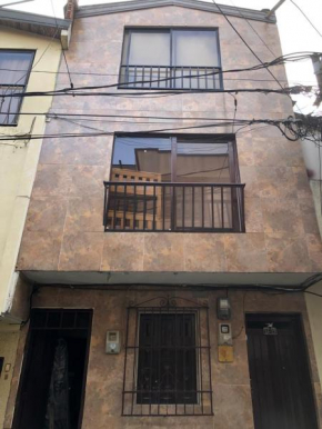Habitación en Apartamento cerca a Parque de Bello Antioquia